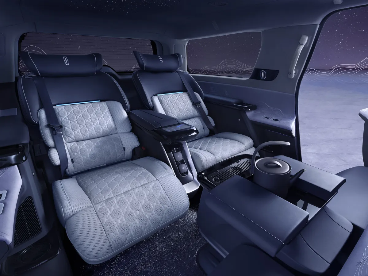 Lincoln Navigator One,autocango,china used car exporter,china ev exporter,chinese used car exporter,chinese used ev exporter