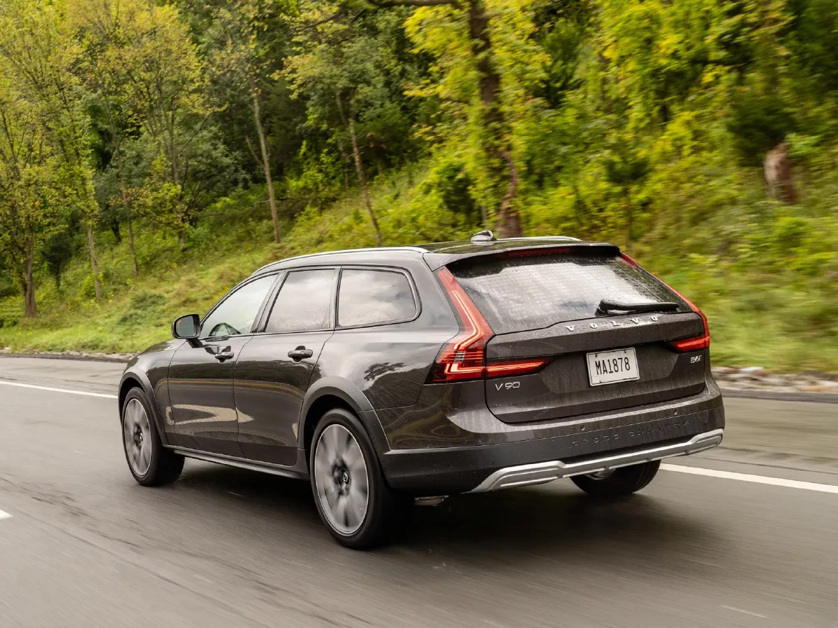 Volvo V90,autocango,china used car exporter,china ev exporter,chinese used car exporter,chinese used ev exporter