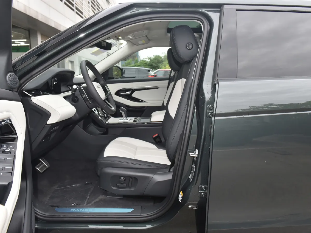 Land Rover Range Rover Evoque,autocango,china used car exporter,china ev exporter,chinese used car exporter,chinese used ev exporter