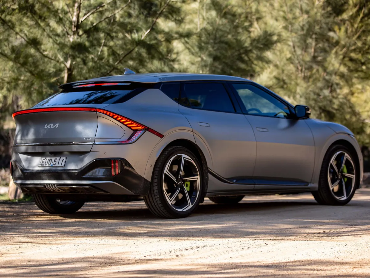 Kia EV6,autocango,china used car exporter,china ev exporter,chinese used car exporter,chinese used ev exporter