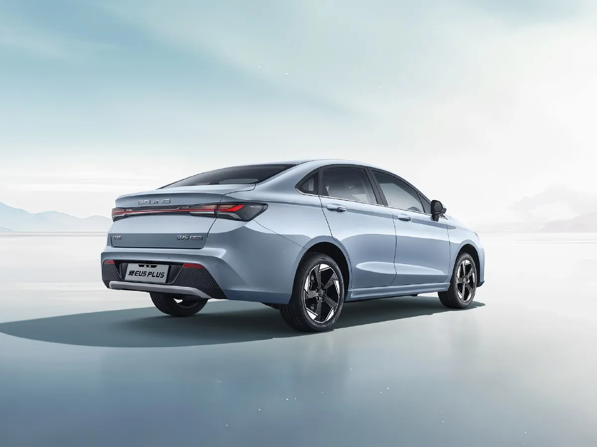 BeiJing Auto EU5 Plus,autocango,china used car exporter,china ev exporter,chinese used car exporter,chinese used ev exporter