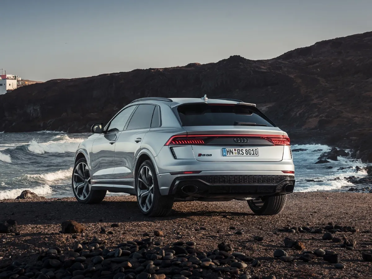 Audi RS Q8,autocango,china used car exporter,china ev exporter,chinese used car exporter,chinese used ev exporter