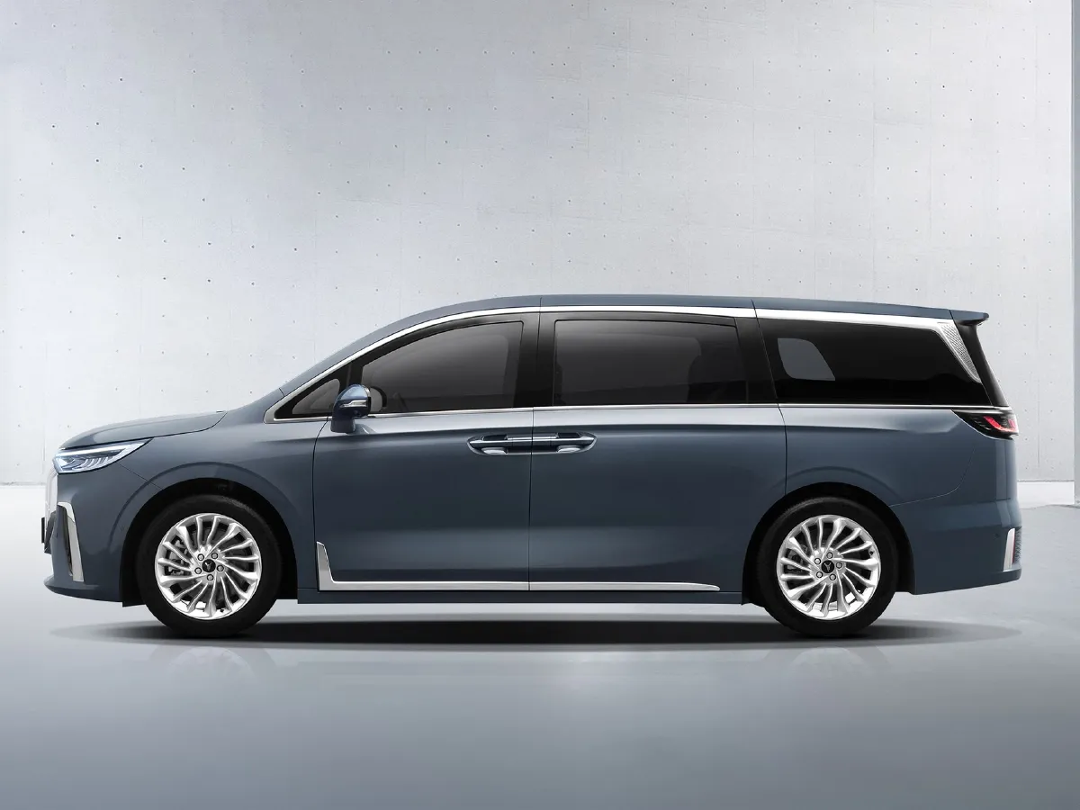 Voyah Dream,autocango,china used car exporter,china ev exporter,chinese used car exporter,chinese used ev exporter