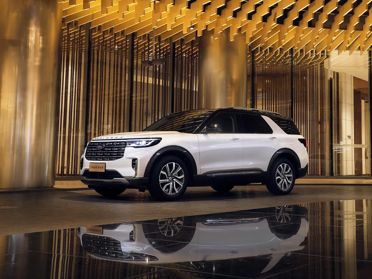 Ford Explorer,autocango,china used car exporter,china ev exporter,chinese used car exporter,chinese used ev exporter