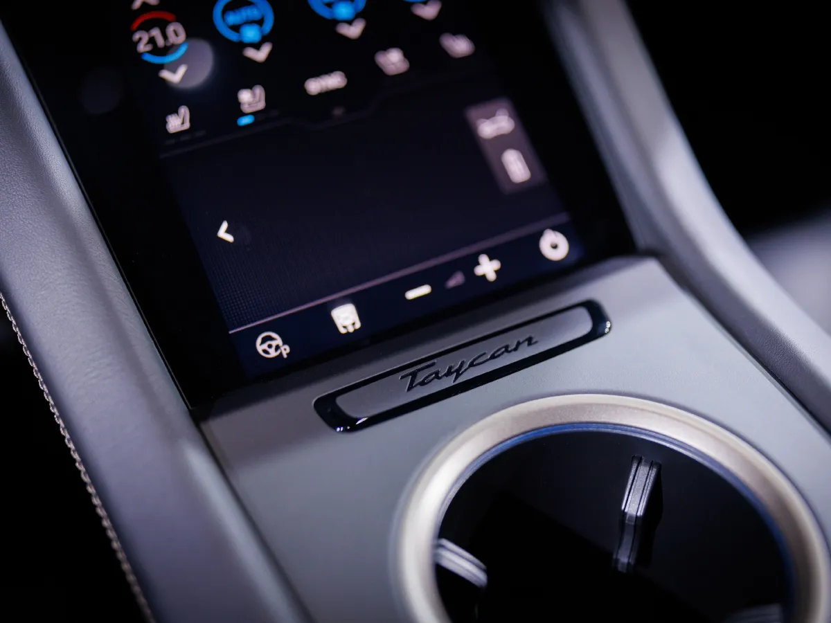 Porsche Taycan,autocango,china used car exporter,china ev exporter,chinese used car exporter,chinese used ev exporter Porsche Taycan,autocango,china used car exporter,china ev exporter,chinese used car exporter,chinese used ev exporter