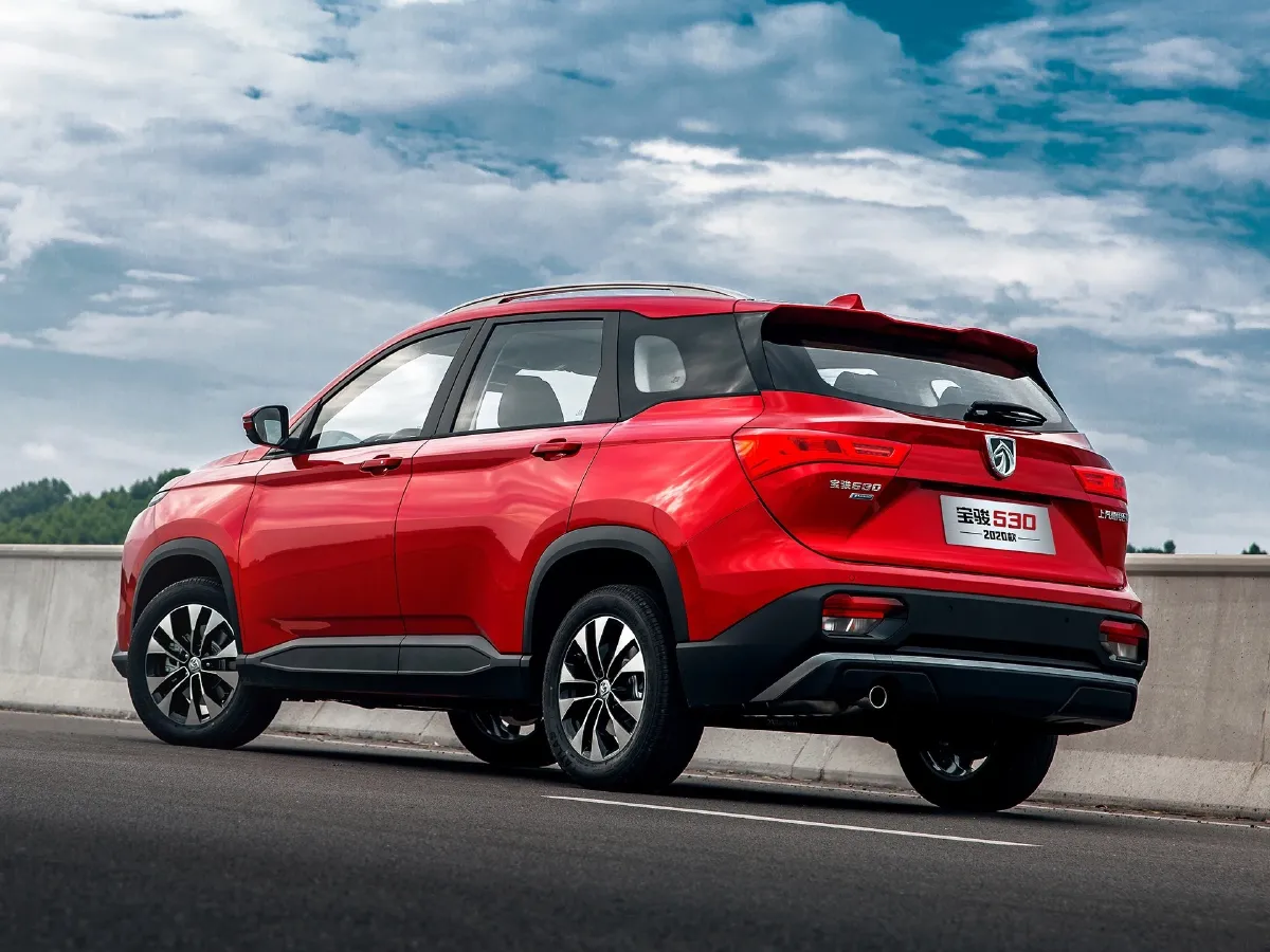 2018 BaoJun 530 1.8L 137HP L4 5AMT,autocango,china used car exporter,china ev exporter,chinese used car exporter,chinese used ev exporter