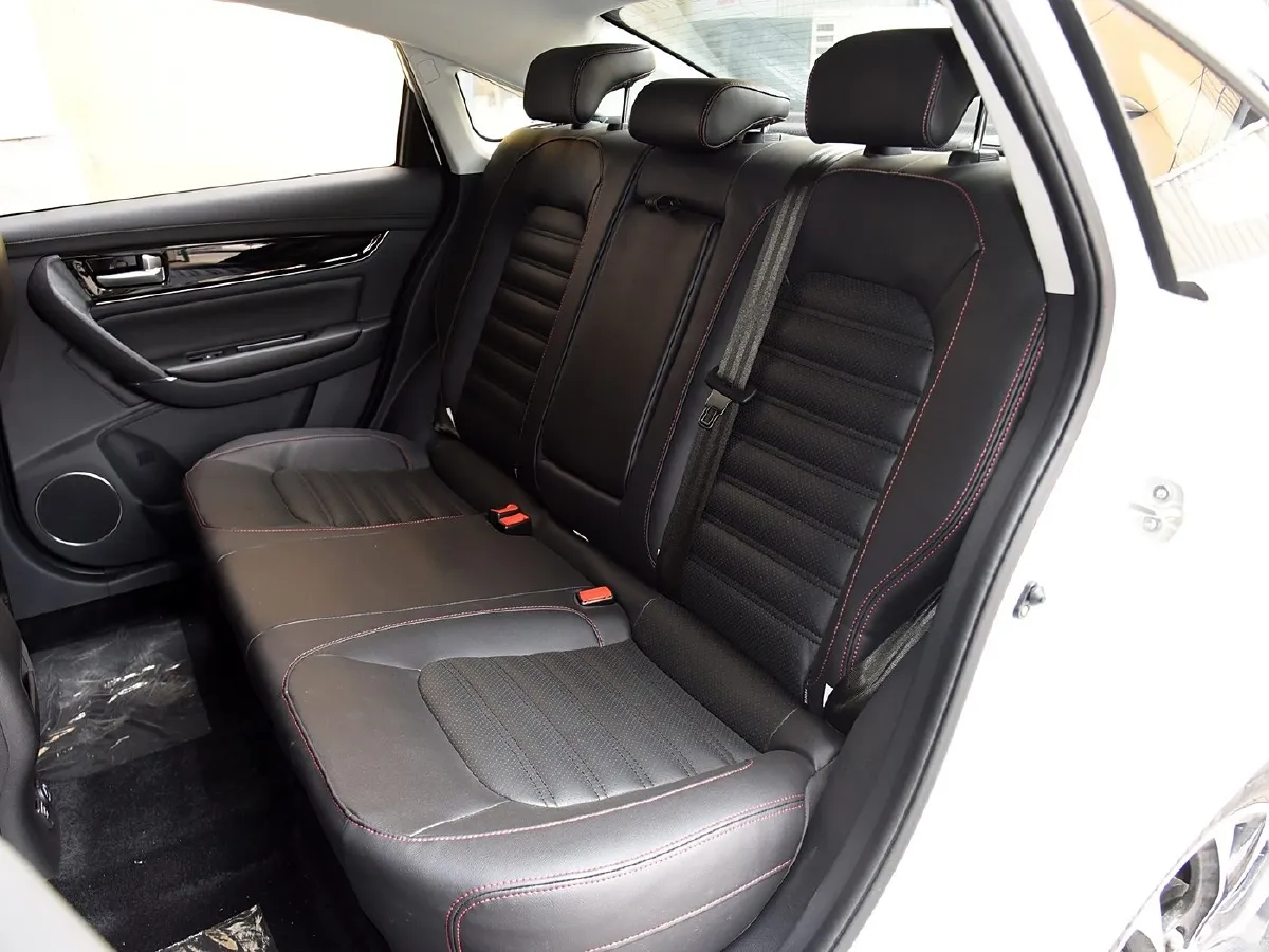 DongFeng Forthing Joyear S50,autocango,china used car exporter,china ev exporter,chinese used car exporter,chinese used ev exporter