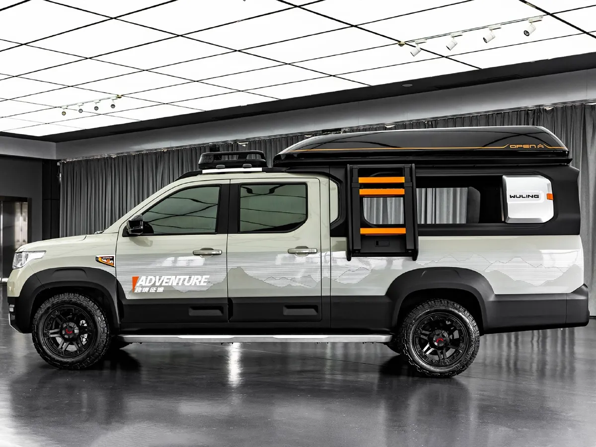 WuLing ZhentTu,autocango,china used car exporter,china ev exporter,chinese used car exporter,chinese used ev exporter