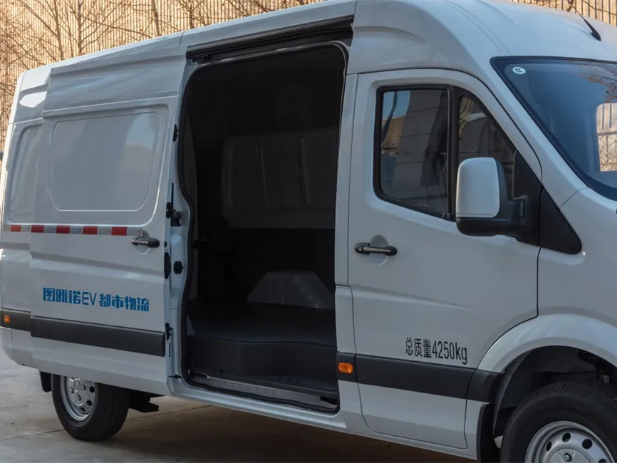 Foton Tuyanuo ZhiLan,autocango,china used car exporter,china ev exporter,chinese used car exporter,chinese used ev exporter Foton Tuyanuo ZhiLan,autocango,china used car exporter,china ev exporter,chinese used car exporter,chinese used ev exporter