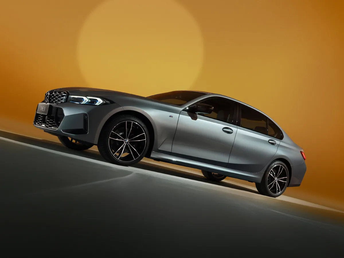 BMW 3 Series,autocango,china used car exporter,china ev exporter,chinese used car exporter,chinese used ev exporter