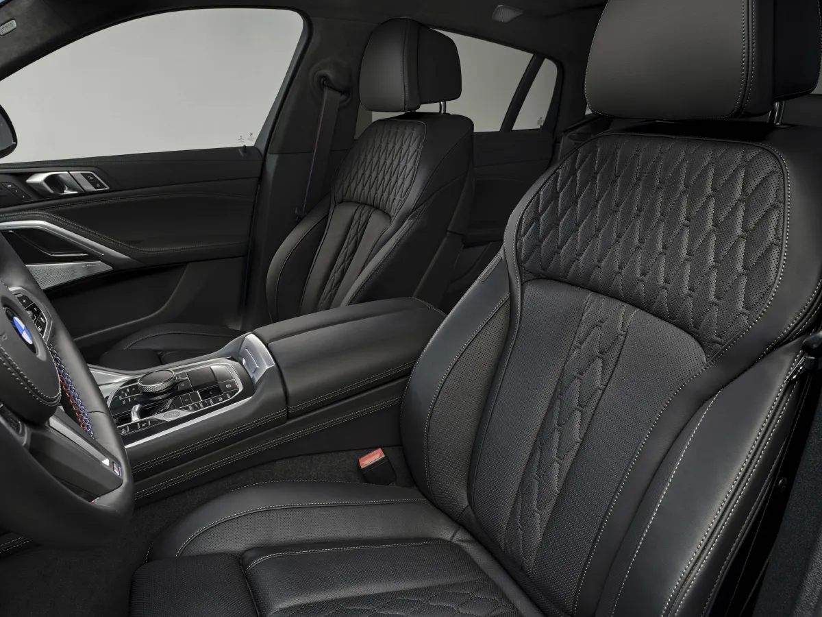 BMW X6,autocango,china used car exporter,china ev exporter,chinese used car exporter,chinese used ev exporter