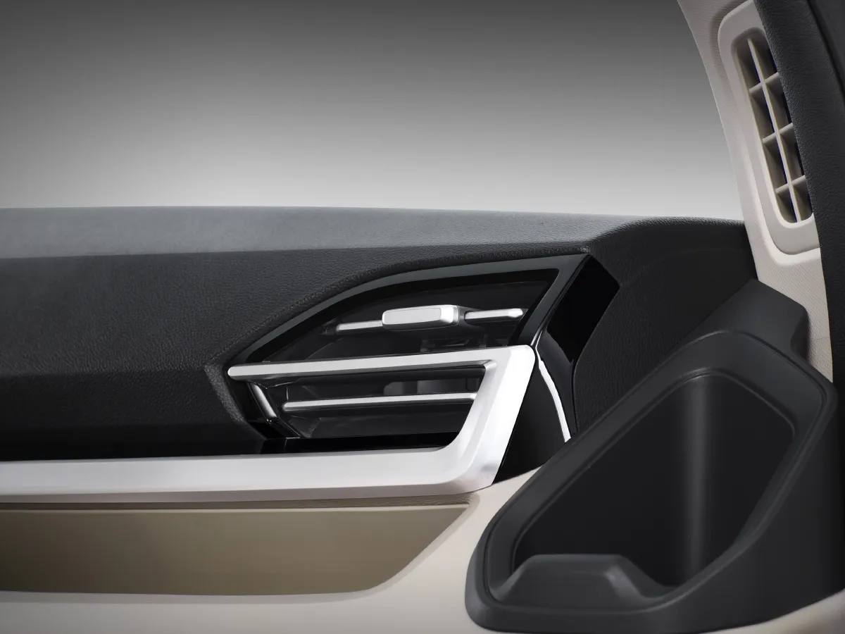 Iveco JuXing,autocango,china used car exporter,china ev exporter,chinese used car exporter,chinese used ev exporter