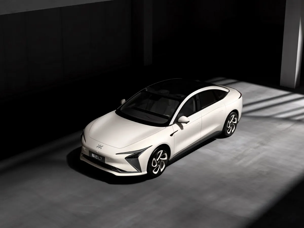 IM L7,autocango,china used car exporter,china ev exporter,chinese used car exporter,chinese used ev exporter