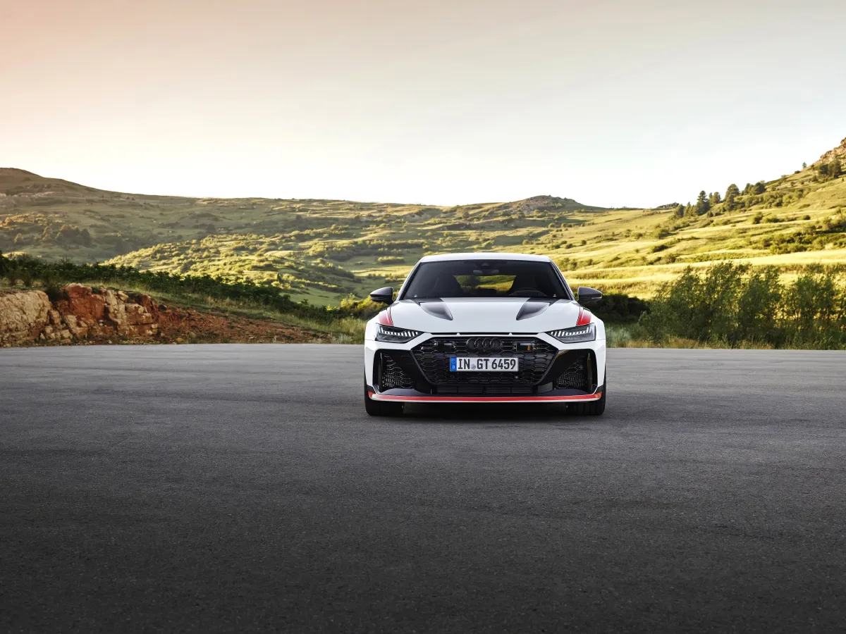 Audi RS 6,autocango,china used car exporter,china ev exporter,chinese used car exporter,chinese used ev exporter