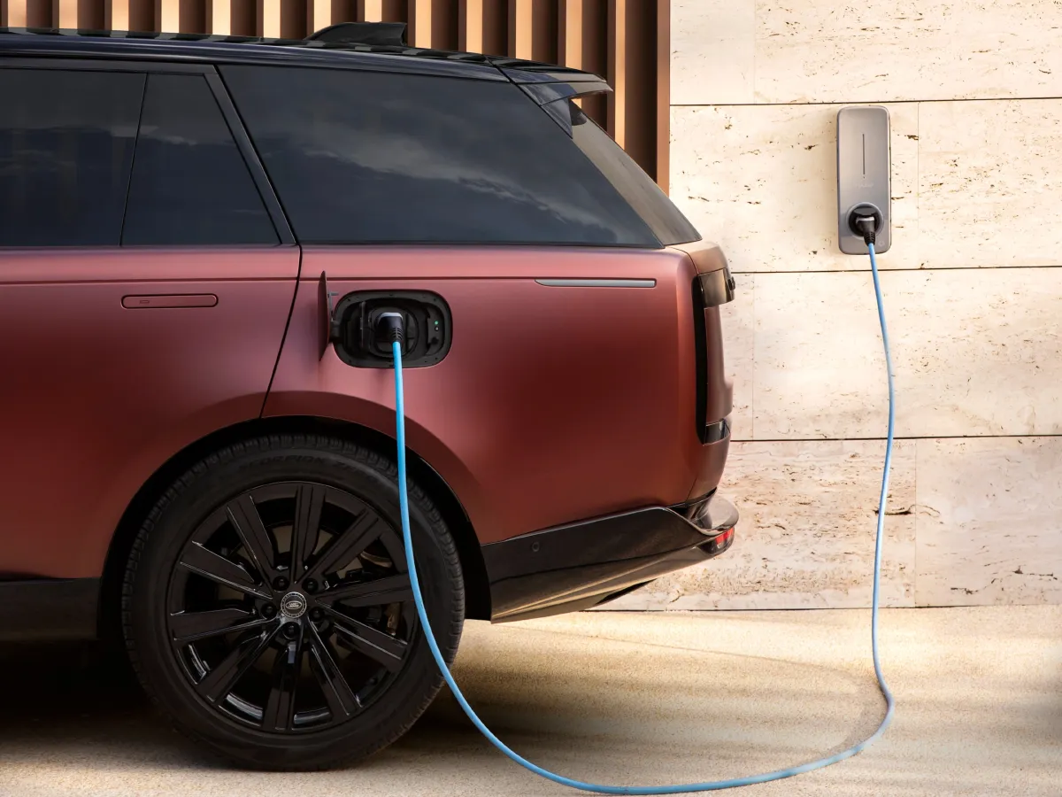 Land Rover Range Rover,autocango,china used car exporter,china ev exporter,chinese used car exporter,chinese used ev exporter