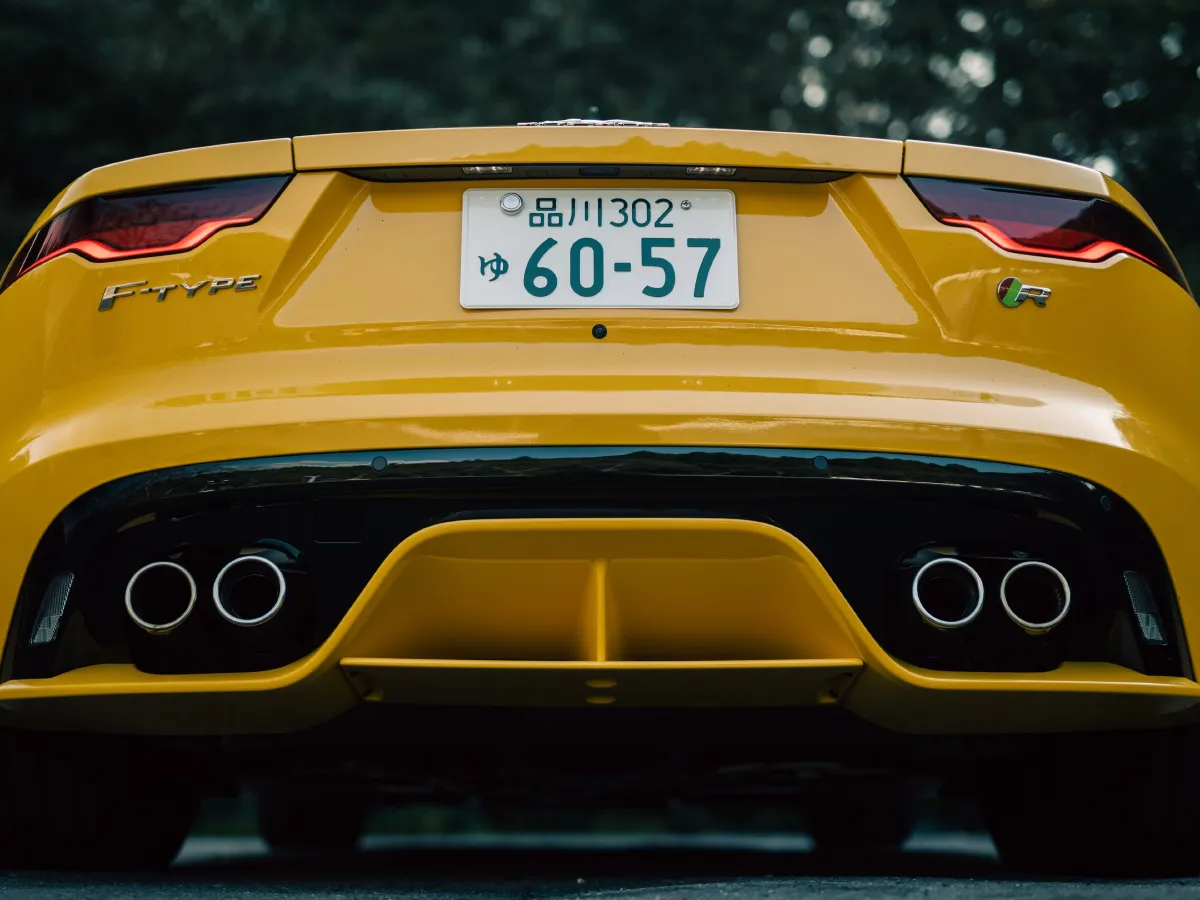 Jaguar F-TYPE,autocango,china used car exporter,china ev exporter,chinese used car exporter,chinese used ev exporter