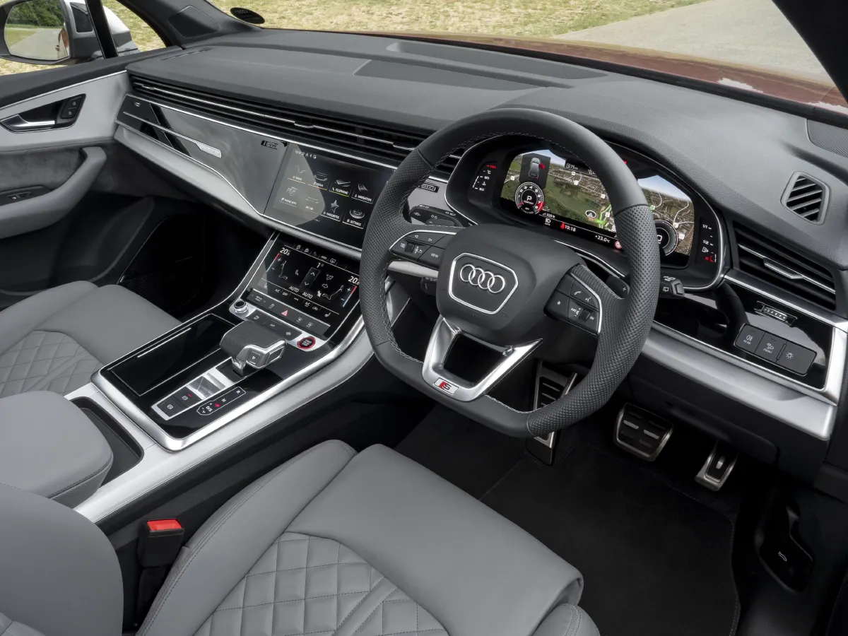 Audi SQ7,autocango,china used car exporter,china ev exporter,chinese used car exporter,chinese used ev exporter