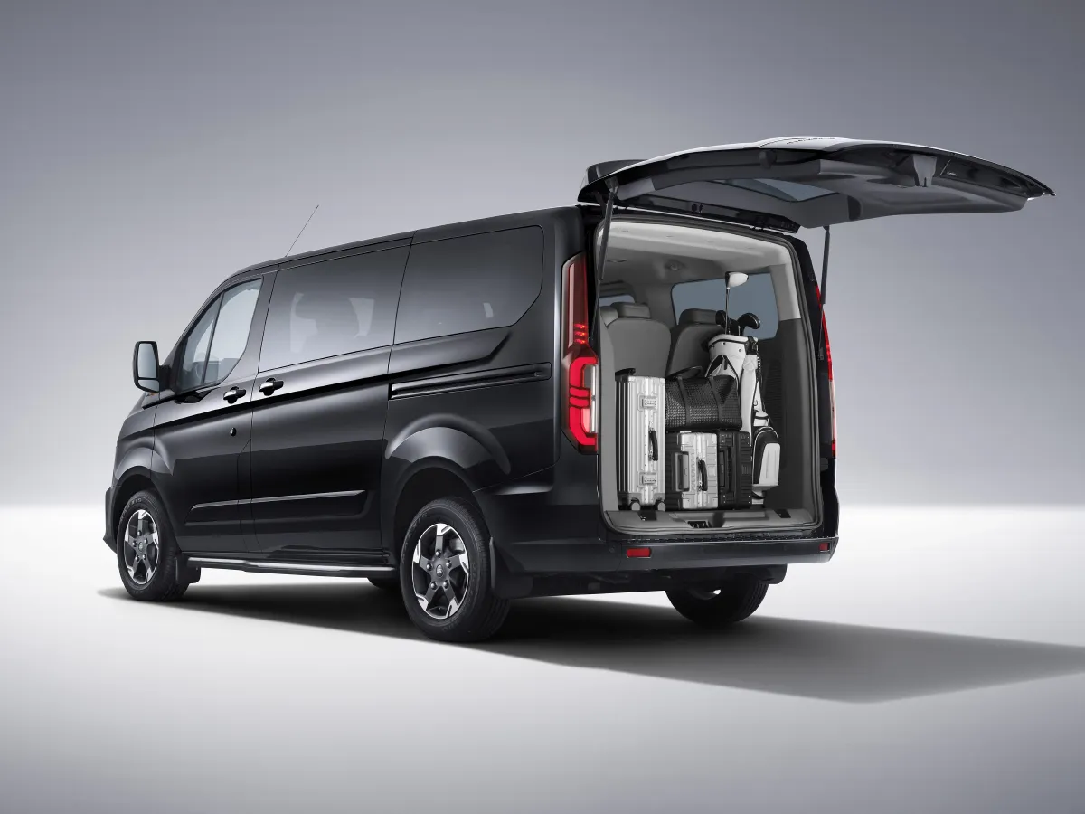 Ford Tourneo,autocango,china used car exporter,china ev exporter,chinese used car exporter,chinese used ev exporter