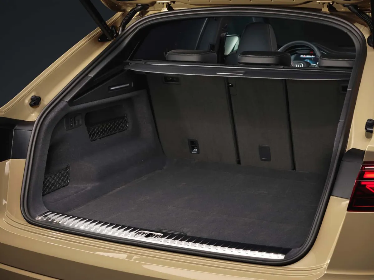 Audi Q8,autocango,china used car exporter,china ev exporter,chinese used car exporter,chinese used ev exporter