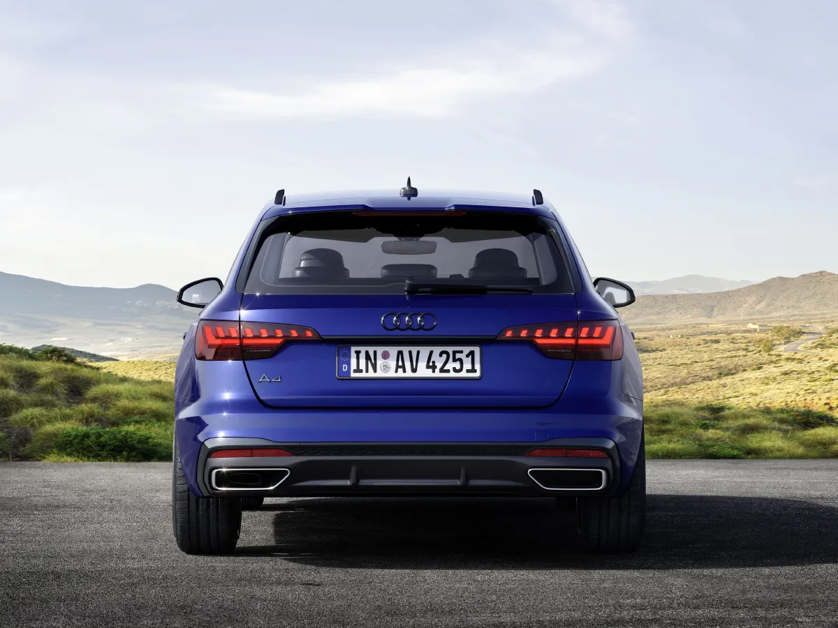 Audi A4,autocango,china used car exporter,china ev exporter,chinese used car exporter,chinese used ev exporter