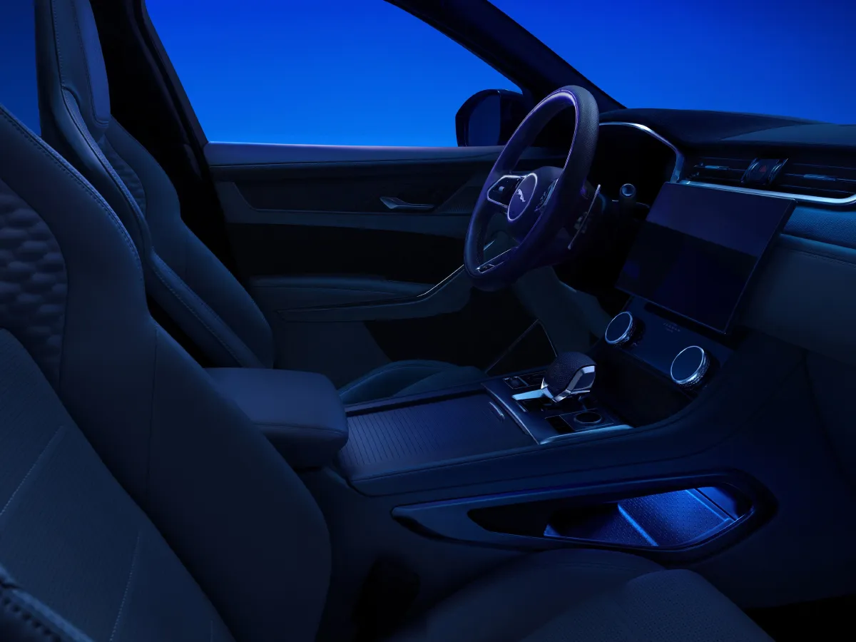 Jaguar F-PACE,autocango,china used car exporter,china ev exporter,chinese used car exporter,chinese used ev exporter