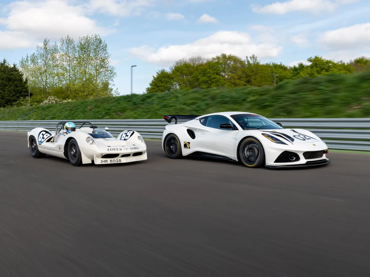 Lotus EMIRA,autocango,china used car exporter,china ev exporter,chinese used car exporter,chinese used ev exporter