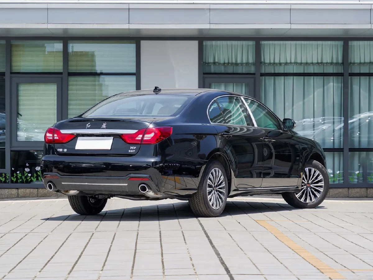 HongQi H7,autocango,china used car exporter,china ev exporter,chinese used car exporter,chinese used ev exporter