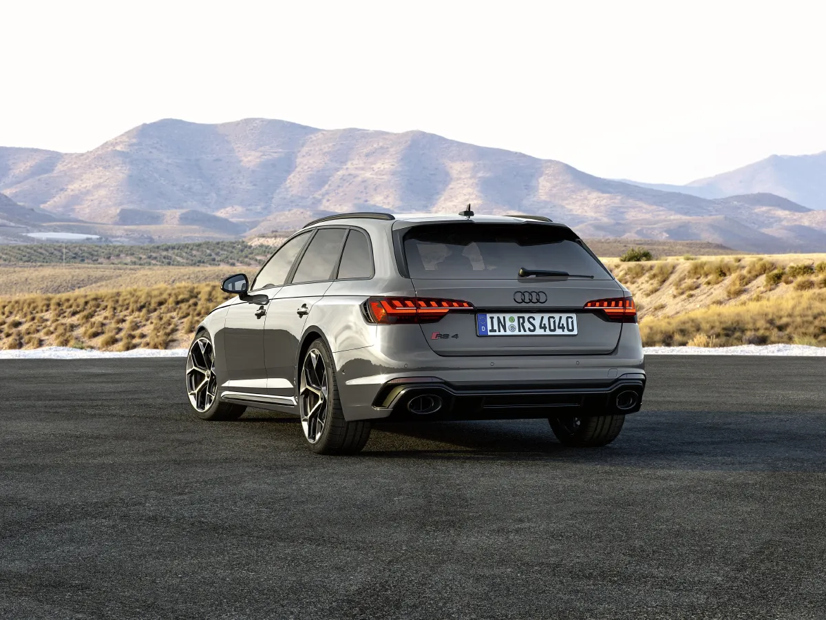 Audi RS 4,autocango,china used car exporter,china ev exporter,chinese used car exporter,chinese used ev exporter