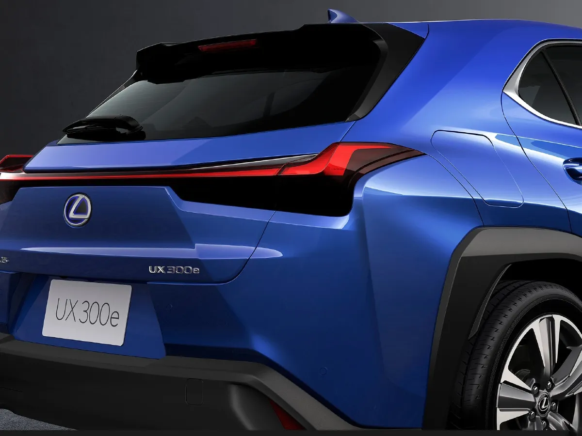 Lexus UX,autocango,china used car exporter,china ev exporter,chinese used car exporter,chinese used ev exporter