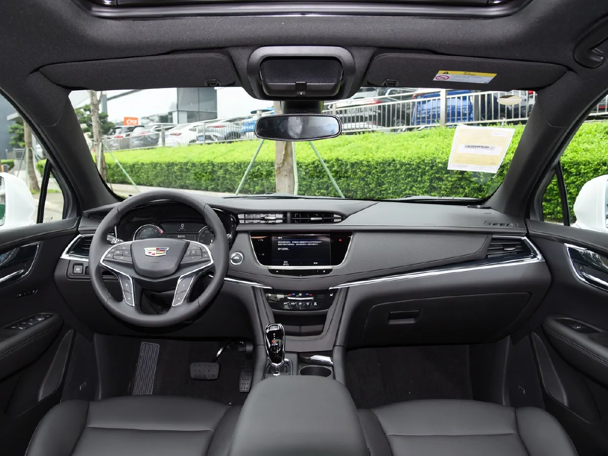 Cadillac XT5,autocango,china used car exporter,china ev exporter,chinese used car exporter,chinese used ev exporter