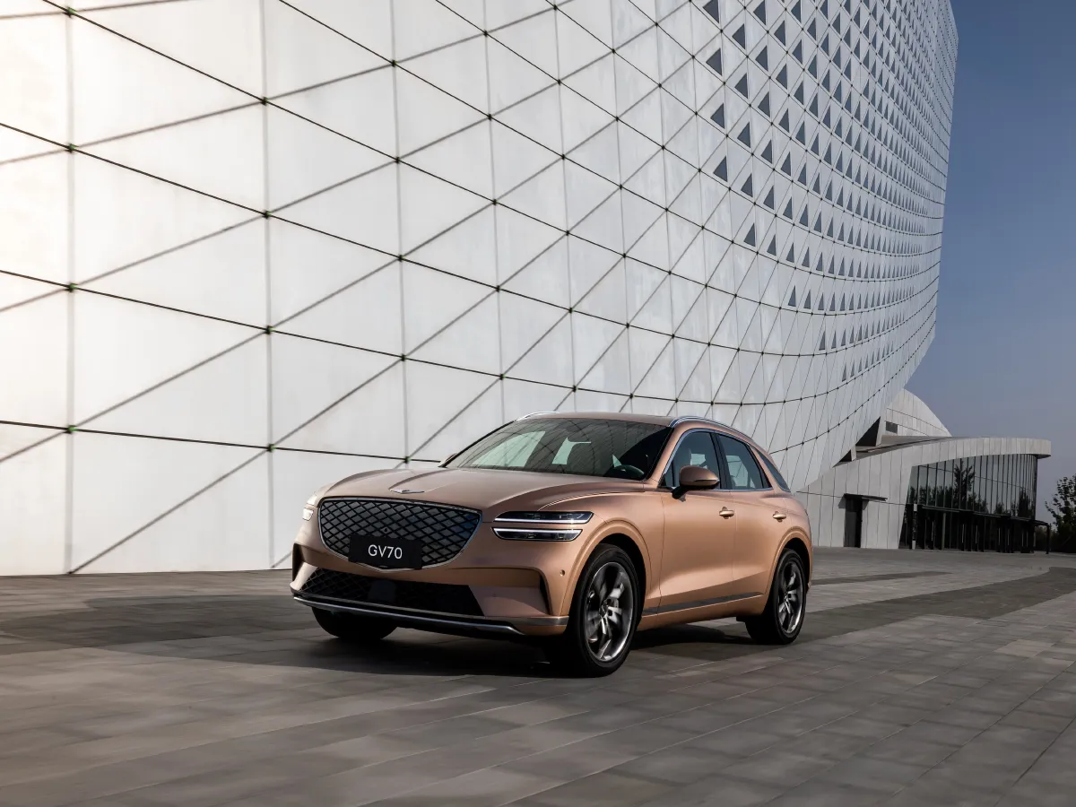 Genesis GV70,autocango,china used car exporter,china ev exporter,chinese used car exporter,chinese used ev exporter