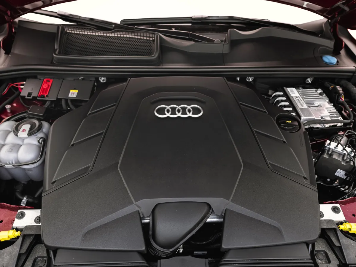 Audi Q7,autocango,china used car exporter,china ev exporter,chinese used car exporter,chinese used ev exporter