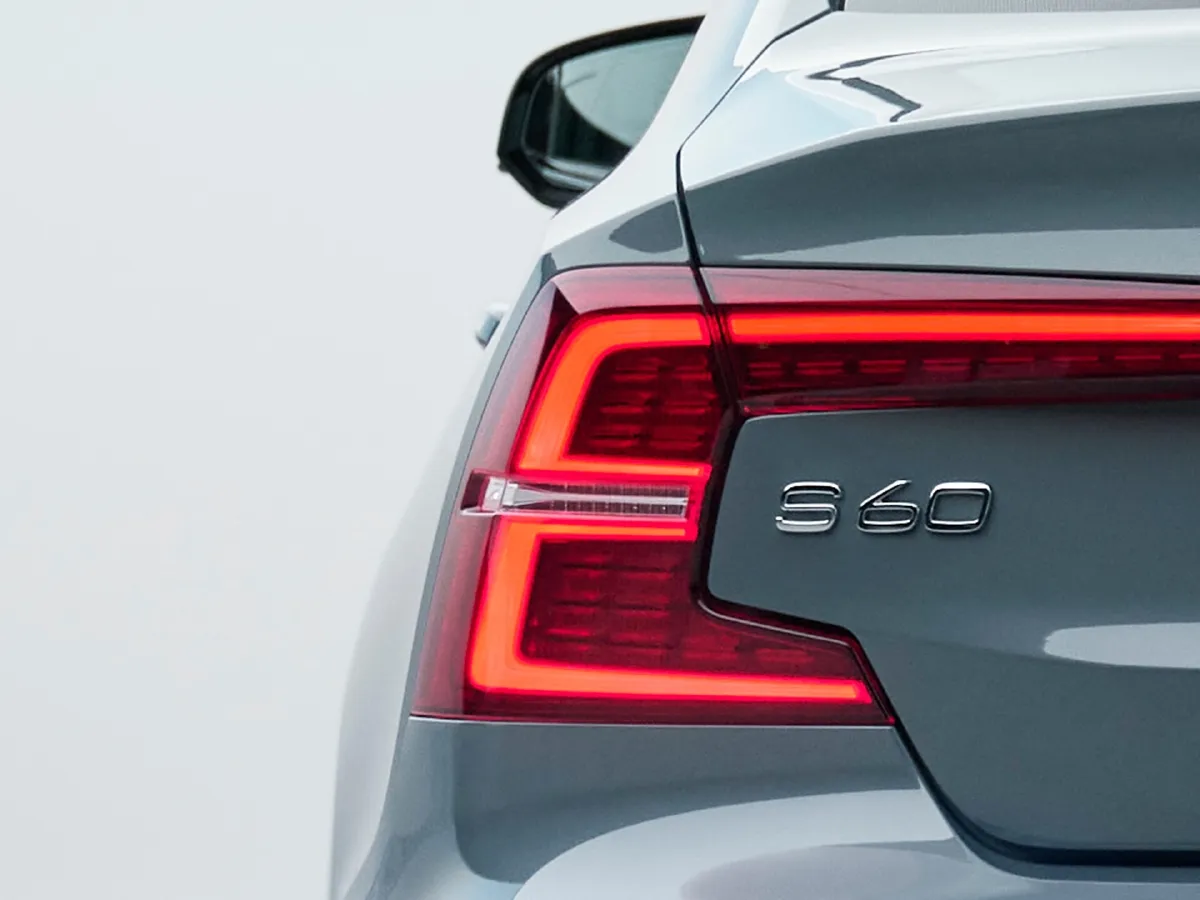 Volvo S60,autocango,china used car exporter,china ev exporter,chinese used car exporter,chinese used ev exporter