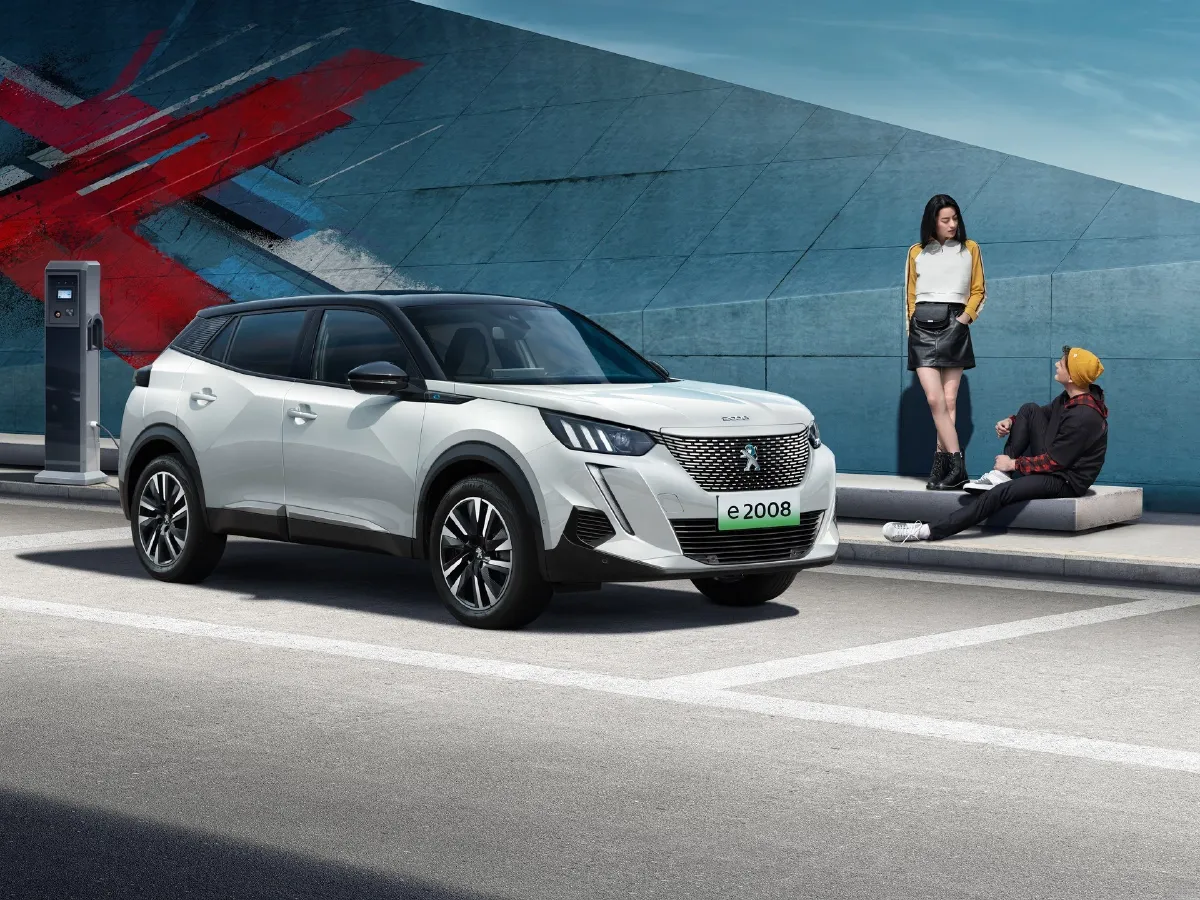 2020 Peugeot e2008 BEV 45.24KWH,autocango,china used car exporter,china ev exporter,chinese used car exporter,chinese used ev exporter