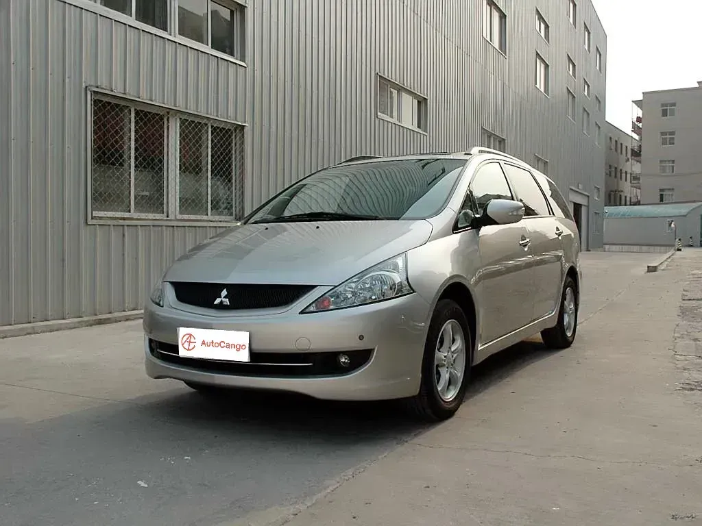 Mitsubishi Grandis,autocango,china used car exporter,china ev exporter,chinese used car exporter,chinese used ev exporter