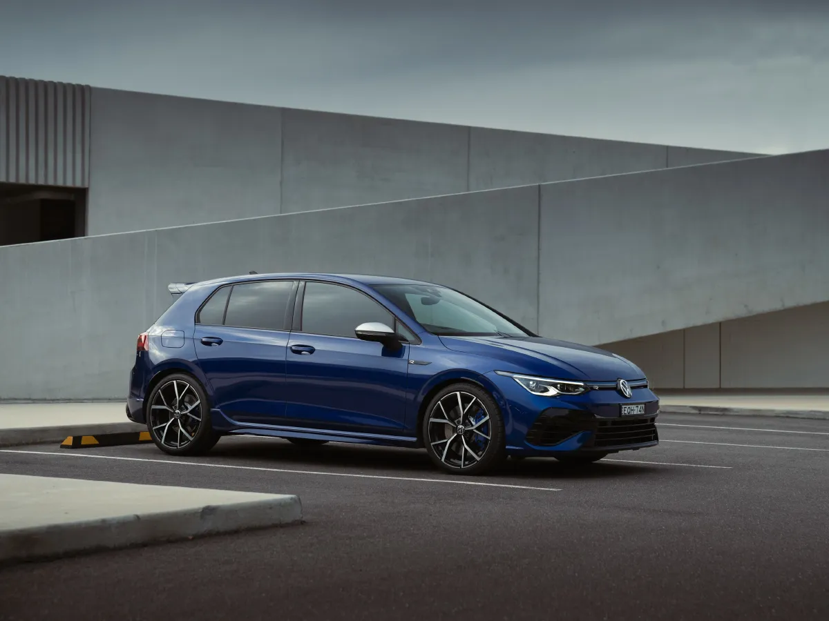 2011 Volkswagen Golf 2.0T 256HP L4 6DCT,autocango,china used car exporter,china ev exporter,chinese used car exporter,chinese used ev exporter