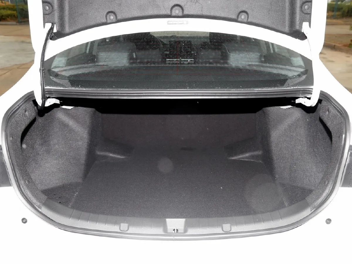 BYD Qin,autocango,china used car exporter,china ev exporter,chinese used car exporter,chinese used ev exporter