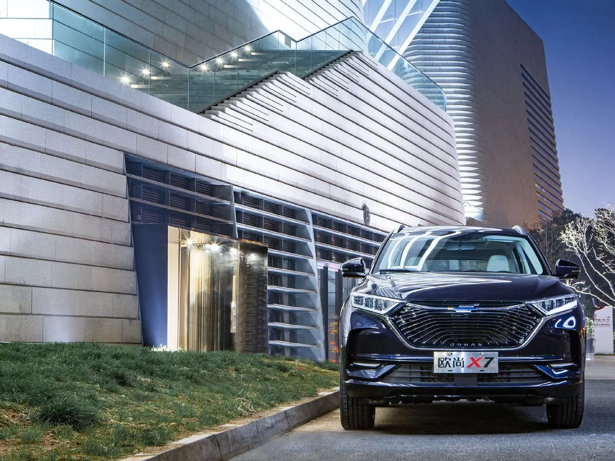 2021 ChangAn Oshan X7 1.5T 178HP L4 6MT,autocango,china used car exporter,china ev exporter,chinese used car exporter,chinese used ev exporter