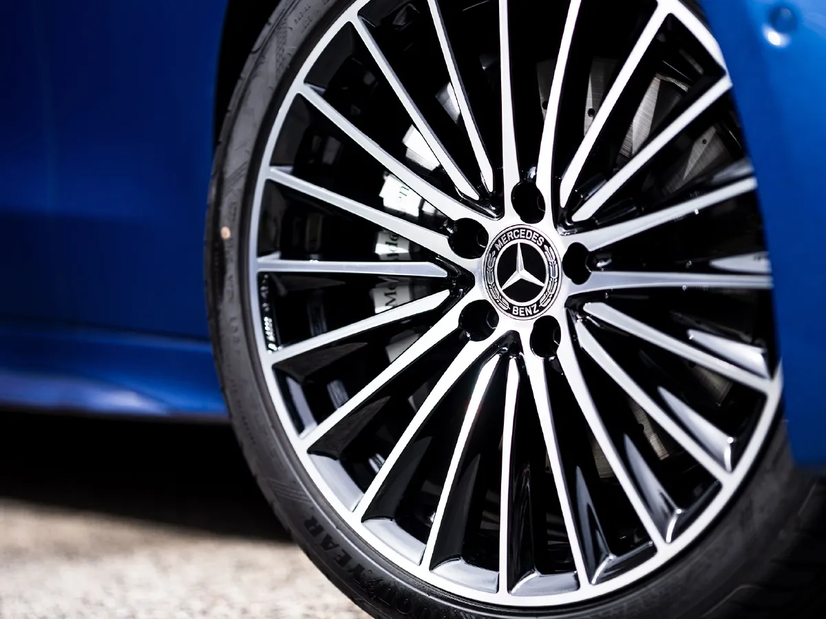 Mercedes-Benz C Class,autocango,china used car exporter,china ev exporter,chinese used car exporter,chinese used ev exporter