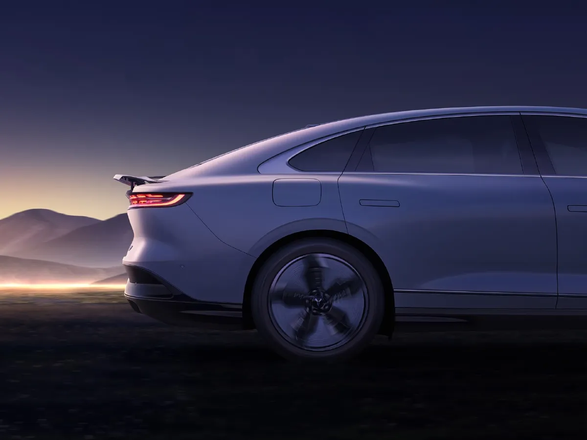 Voyah ZhuiGuang,autocango,china used car exporter,china ev exporter,chinese used car exporter,chinese used ev exporter