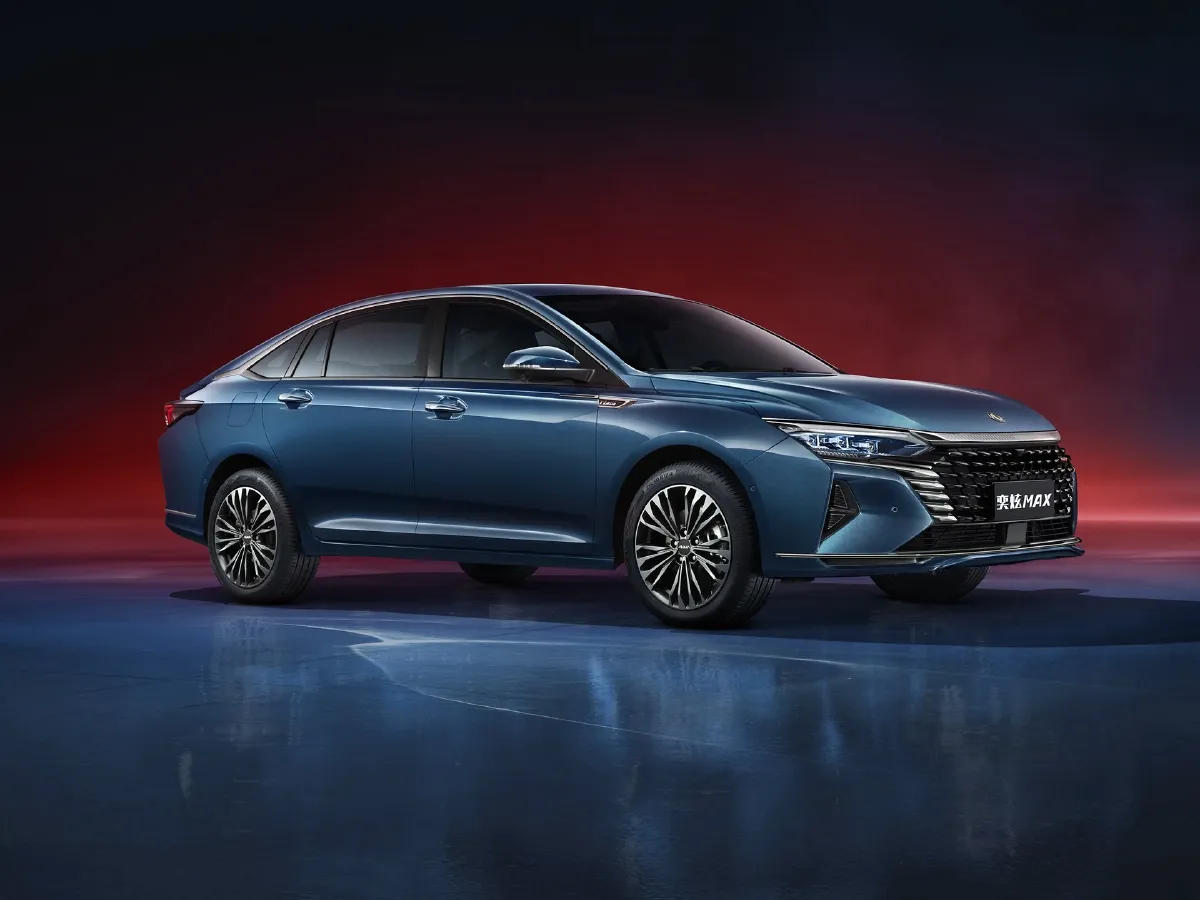 DongFeng Aeolus YiXuan MAX,autocango,china used car exporter,china ev exporter,chinese used car exporter,chinese used ev exporter