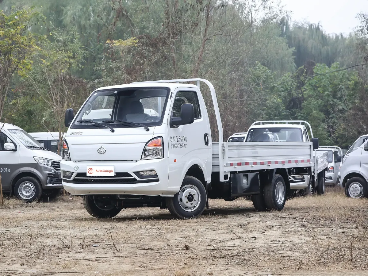 ChangAn KuaYue KuaYueZhe D5,autocango,china used car exporter,china ev exporter,chinese used car exporter,chinese used ev exporter