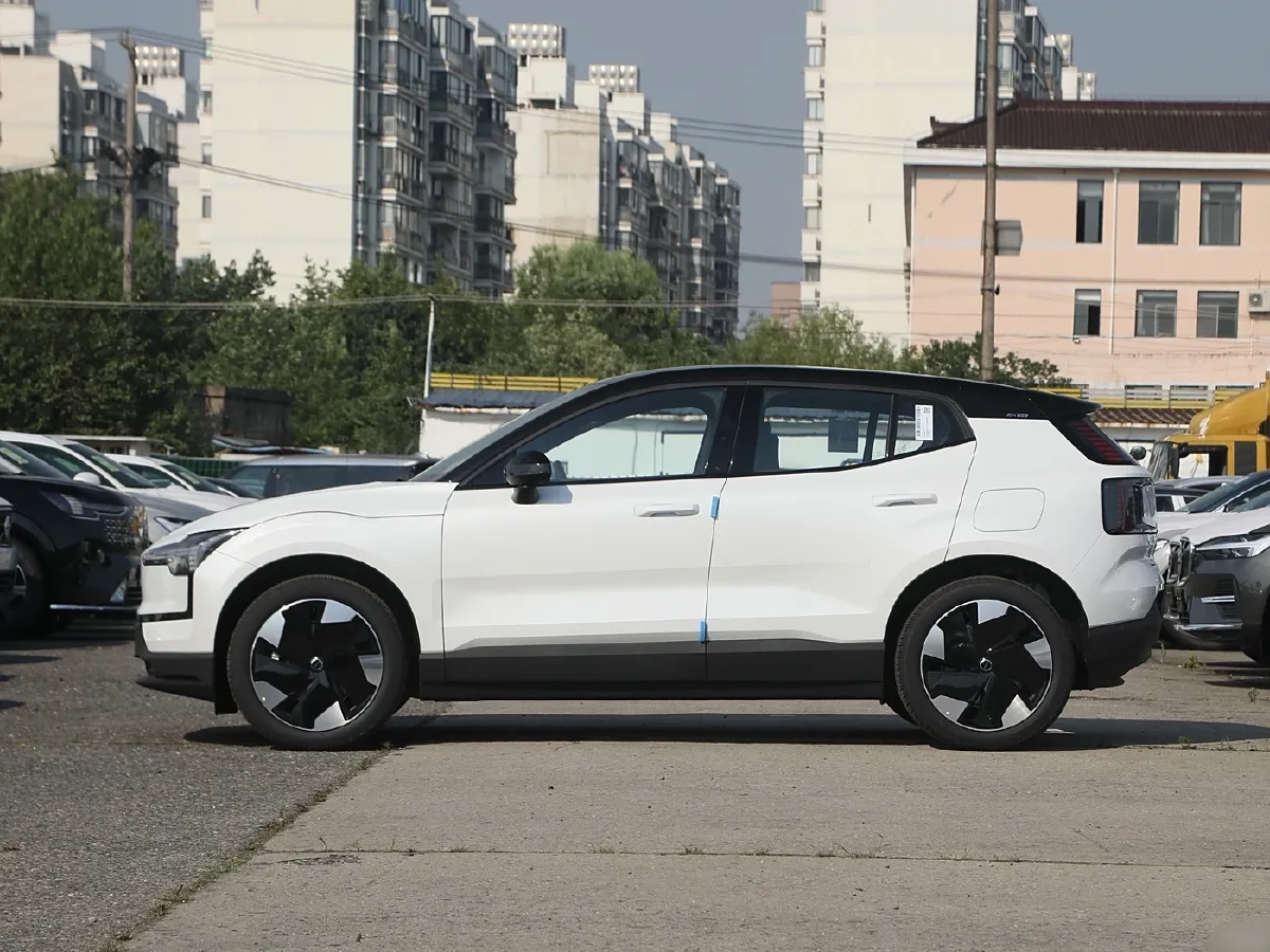 Volvo EX30,autocango,china used car exporter,china ev exporter,chinese used car exporter,chinese used ev exporter