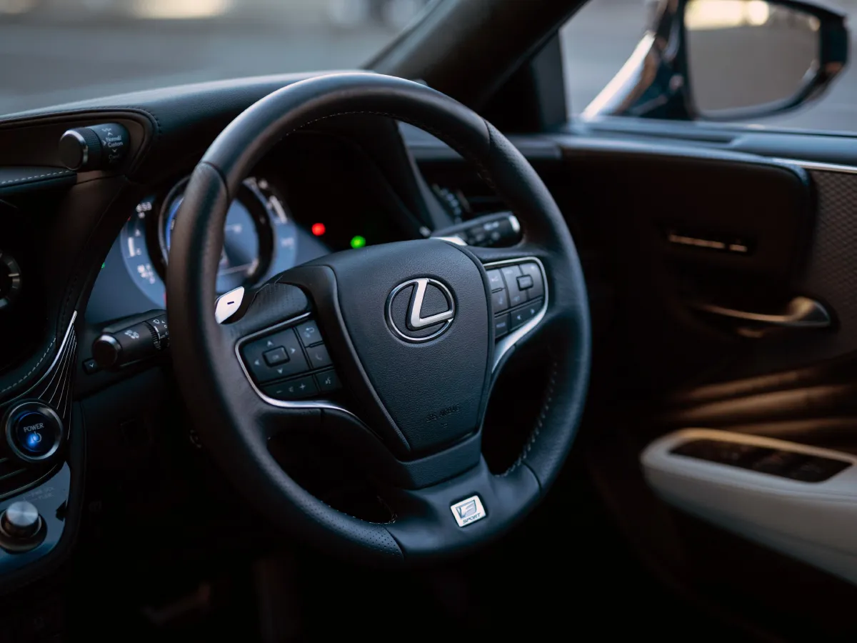 2020 Lexus LS 3.5L 299HP V6 E-CVT Hybrid,autocango,china used car exporter,china ev exporter,chinese used car exporter,chinese used ev exporter