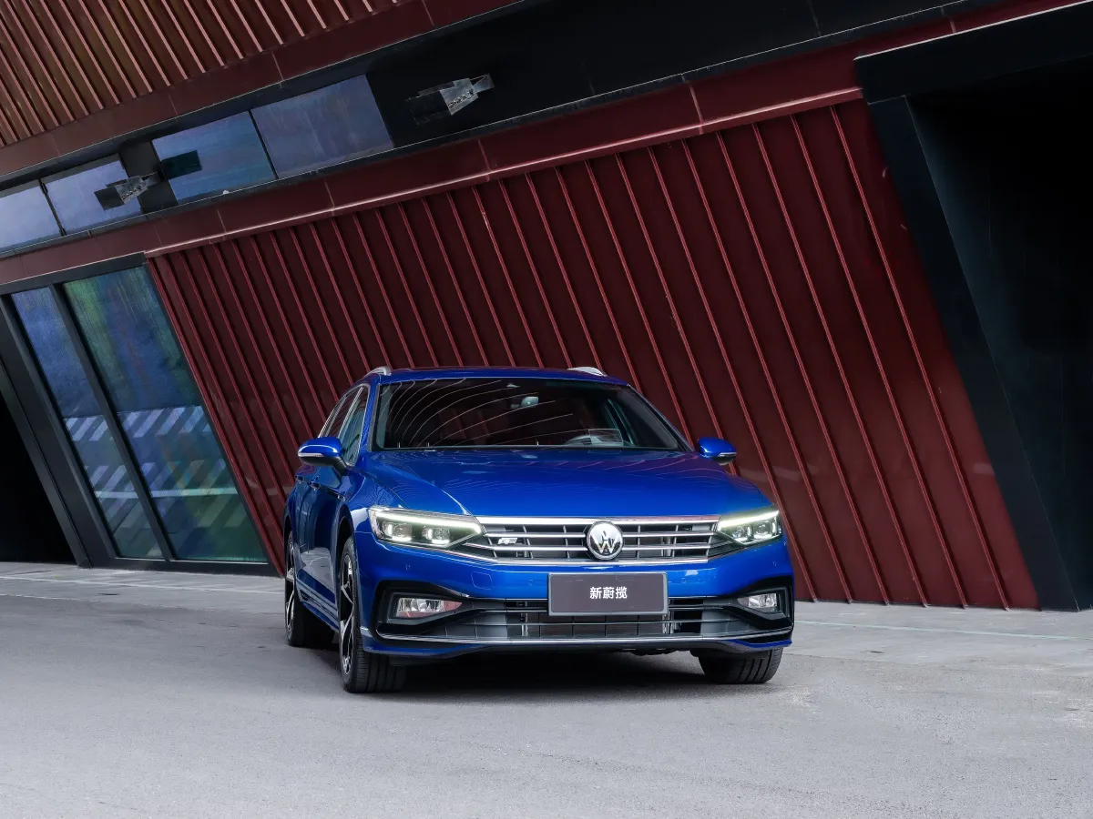 Volkswagen Alltrack,autocango,china used car exporter,china ev exporter,chinese used car exporter,chinese used ev exporter