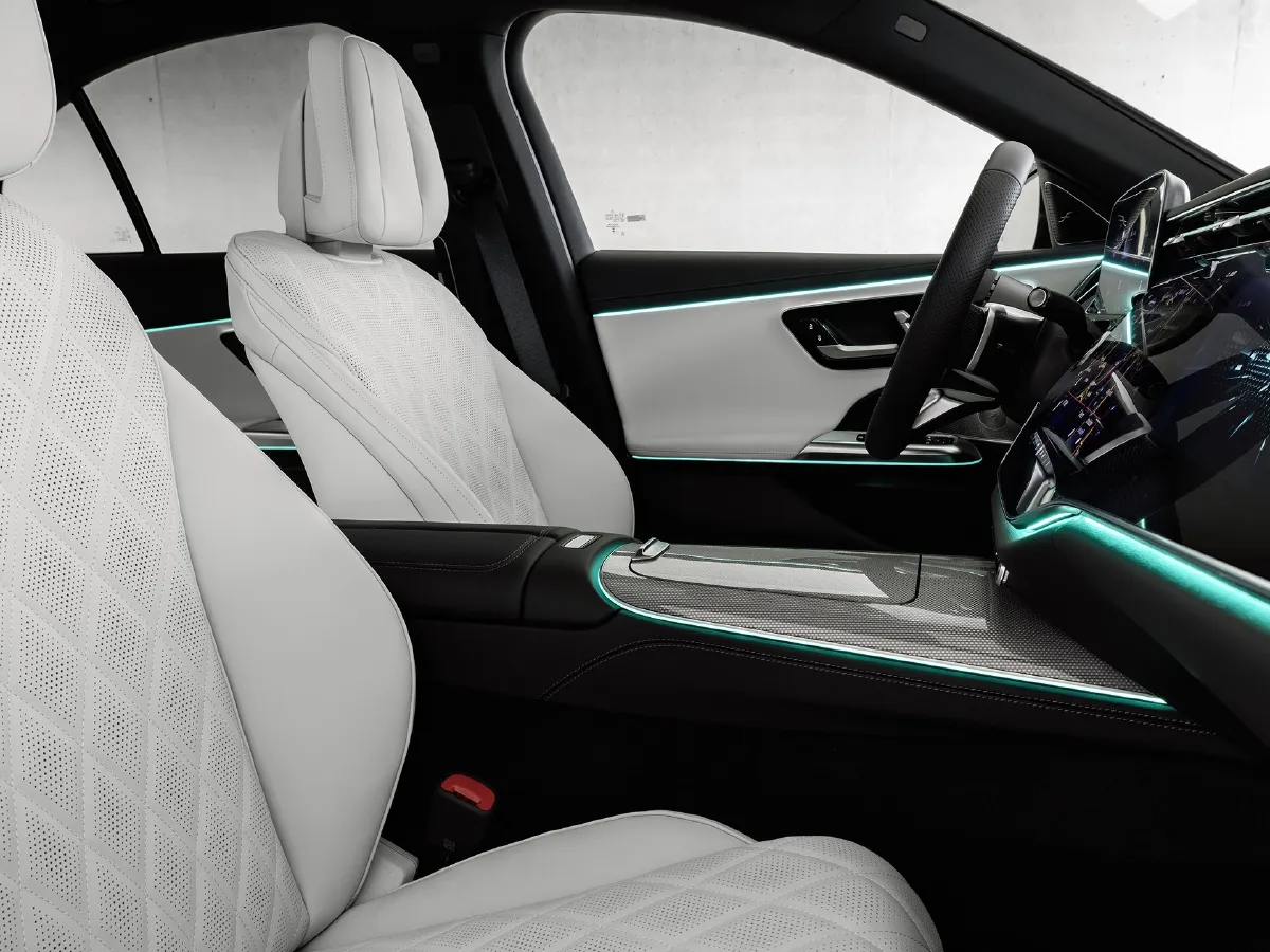 Mercedes-Benz E Class,autocango,china used car exporter,china ev exporter,chinese used car exporter,chinese used ev exporter