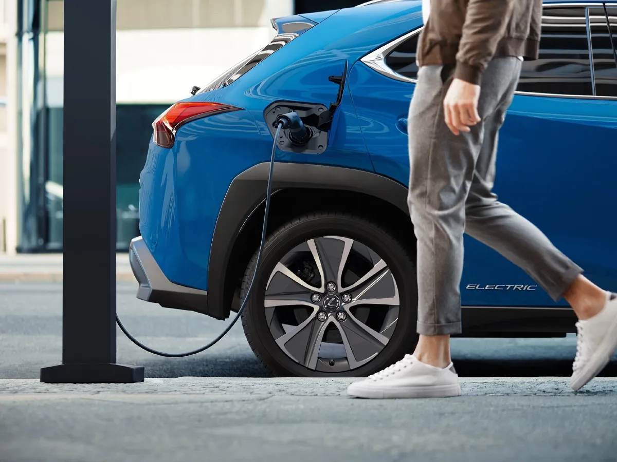 Lexus UX,autocango,china used car exporter,china ev exporter,chinese used car exporter,chinese used ev exporter