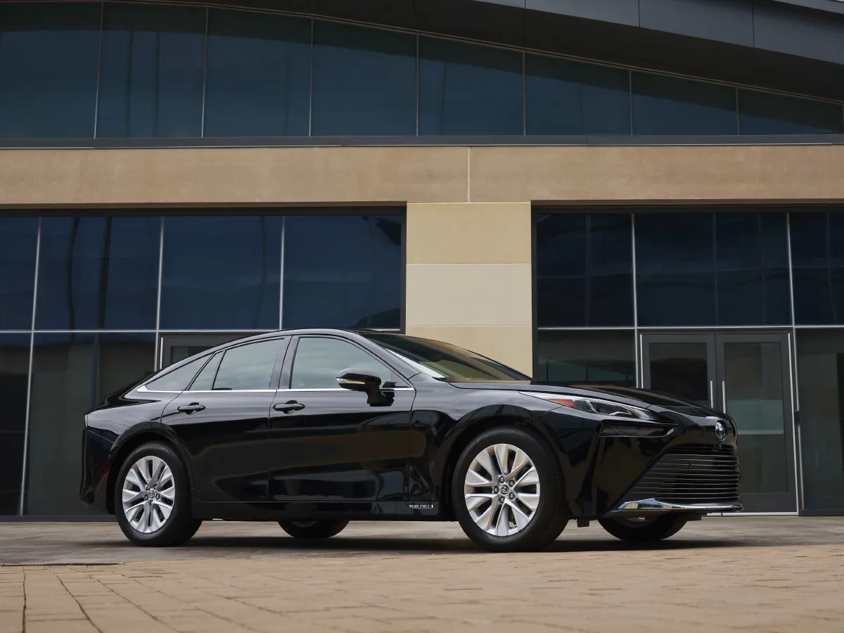 2023 Toyota Mirai,autocango,china used car exporter,china ev exporter,chinese used car exporter,chinese used ev exporter