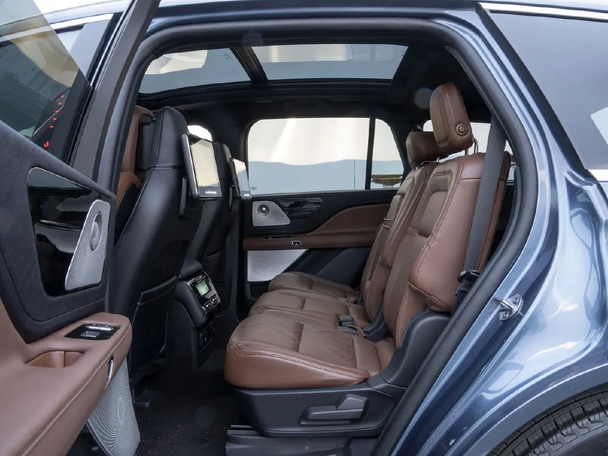 Lincoln Aviator,autocango,china used car exporter,china ev exporter,chinese used car exporter,chinese used ev exporter