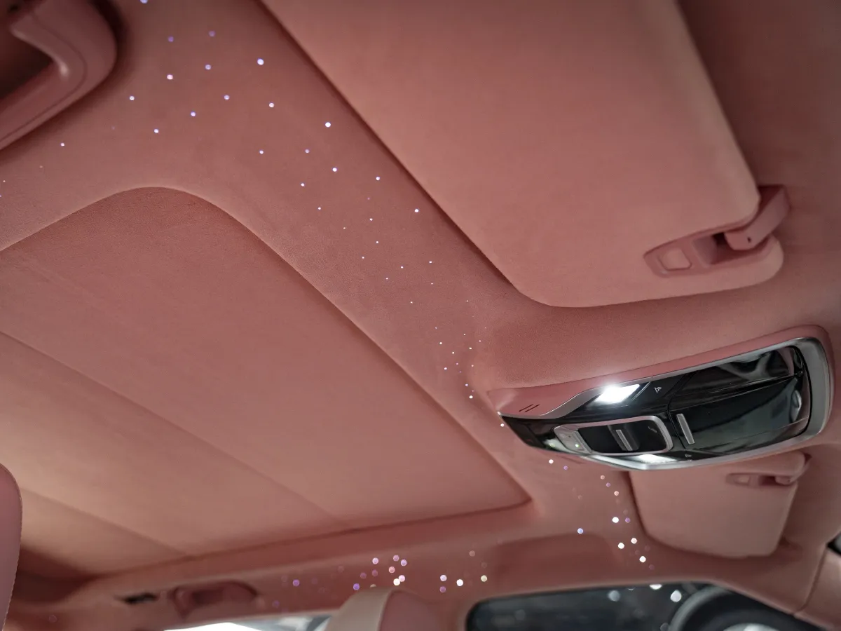 Geely ICON,autocango,china used car exporter,china ev exporter,chinese used car exporter,chinese used ev exporter